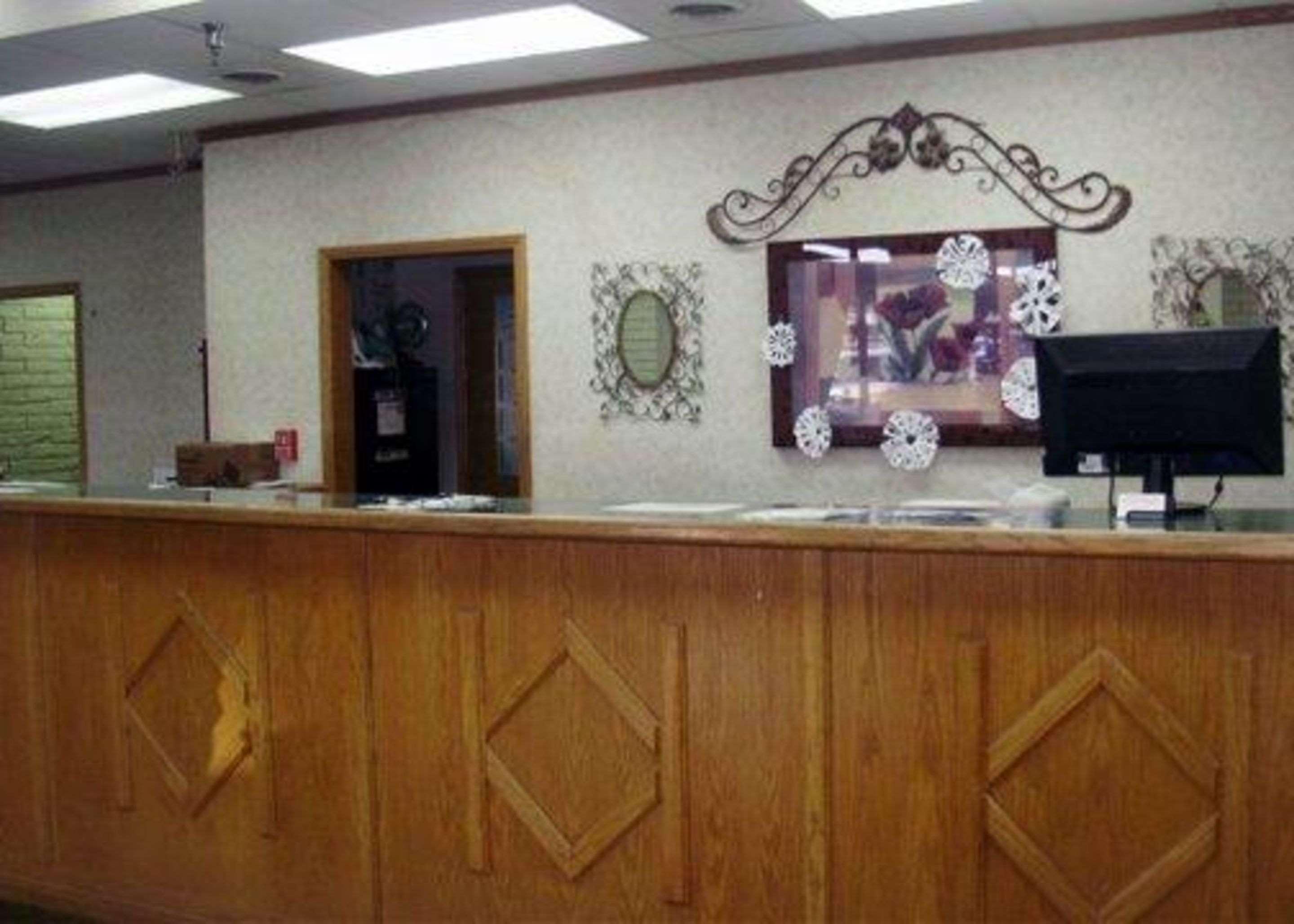 Econo Lodge Елк-Сіті Екстер'єр фото