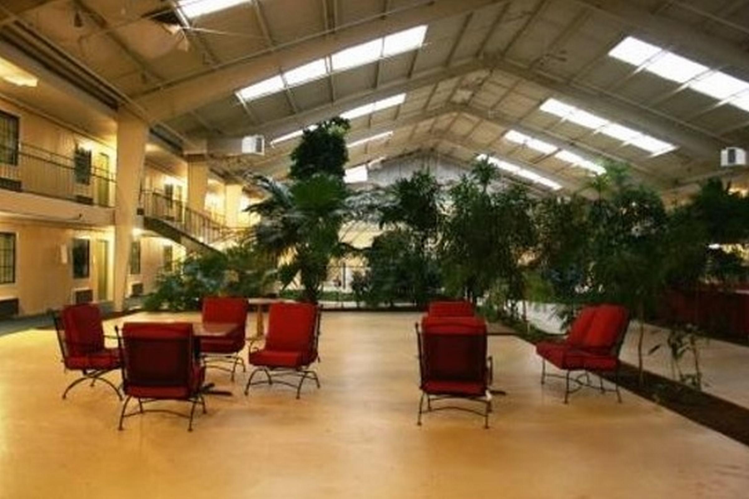 Econo Lodge Елк-Сіті Екстер'єр фото
